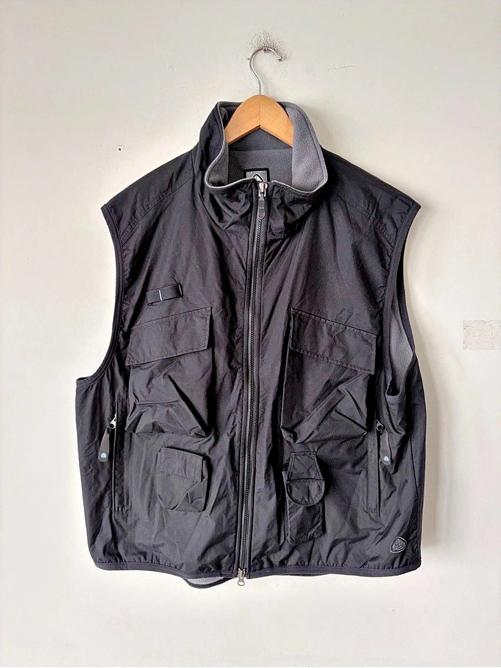 Nike ACG Black Vest Size XL